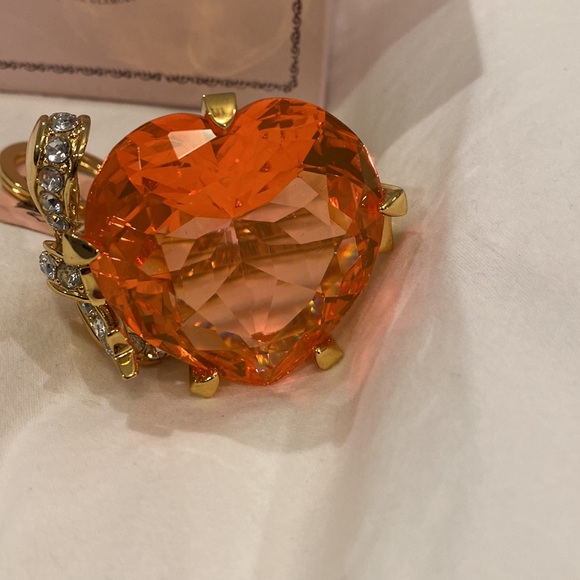 NWT Juicy couture large heart and bow engagement ring keychain - Picture 6 of 10